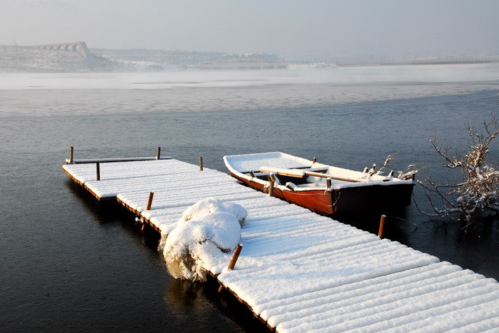 雪湖情（唐洪彪∕攝）